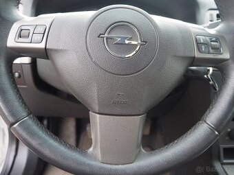 Opel Signum 2.2 KLIMA, park. senzory - 12