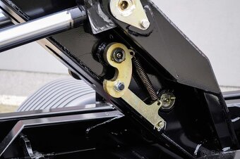 NOVÝ HÁKOVÝ NOSIČ KONTEJNERŮ HYDRAULICKÁ RUKA MERCEDES 1529 - 12