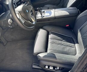 BMW 750i panorama,headuo 75tkm odpočet DPH - 12