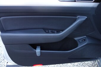 Volkswagen Passat 2.0TDi Highline 110kW DSG 2016 - 12