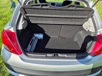 Peugeot 207 1.4i, r.v. 2009 - 12