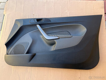 Ford fiesta MK7 od 2008 do 2012, zbylé díly z bouraného vozu - 12