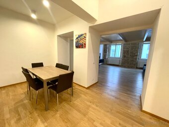 1kk loft Sokolovská Karlín P8 - 12