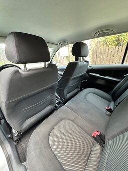 Škoda Fabia combi 1.4 benzín - 12
