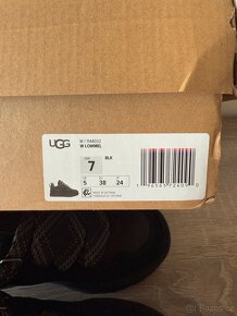 UGG Lowmel Black (Women’s) - 12