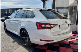 Škoda SUPERB III Laurin a Klement 2.0TDi DSG 140 kw 4x4 - 12