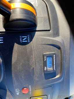 Zahradní traktor Sabo 92 HB ( John Deere X 165R) - 12