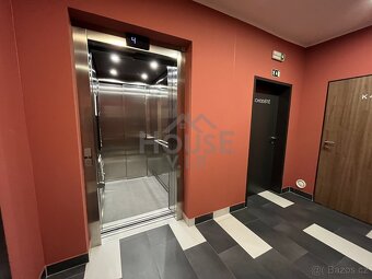 Prodej bytu 1+kk/B, 34 m2 - Praha 10, ev.č. 00803 - 12