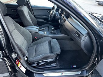 325i 6st. Manuál, 273000km, M-paket, Logic7, šíbr, Navi, PDC - 12