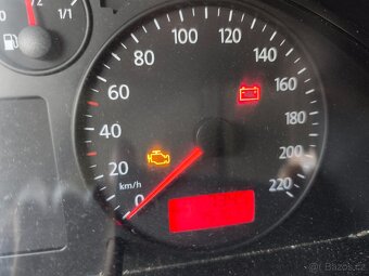 VW T5 r.v. 2008 1,9 tdi - 12