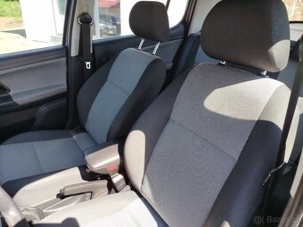 Škoda FABIA 1.2i, FACELIFT r.v. 11/2010, najeto 145.012km - 12
