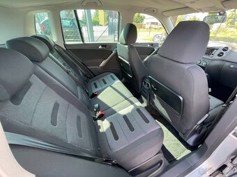 VW Tiguan 2.0 TDi DSG 4x4, Serviska, Senzory - 12
