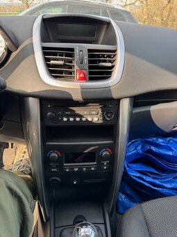 Peugeot 207 1.6 HDI 81kW rv.2008 135tis km - 12