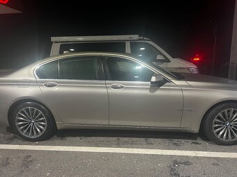 BMW 740d.xDrive - 12