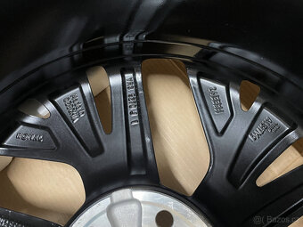 ŠKODA KODIAQ II ALU ATRIA 235/50 R19 99V R.V. 2024 - 12