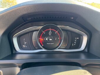 Volvo V60, 2018, D4, 140kw, automat, nez. topení - 12