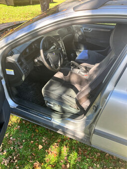 volvo v70 D5 120kW - 12
