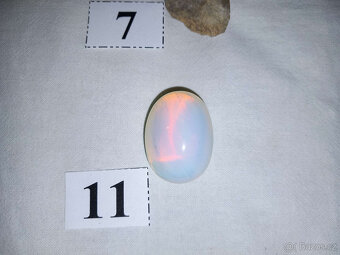 T06 Sbírka minerálů - drahokamové odrůdy minerálů - 12