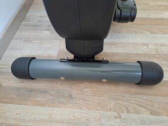 Eliptický trenažér - 12