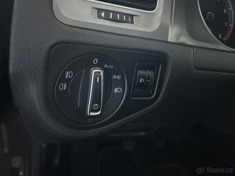 Volkswagen Golf 7 1.2 TSI 81kW,LOUNGE,SERVISKA - 12