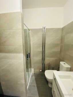 Pronájem nově zrenovovaného bytu 2+kk, Tábor - Hus. nám. - 12