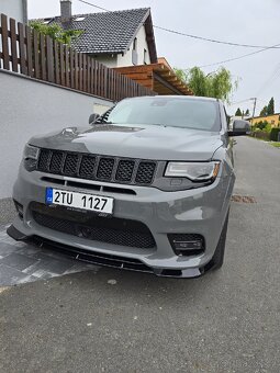 Jeep grand cherokee SRT 6.4L 2020 - 12