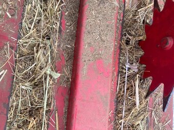 Massey Ferguson 15-8 - 12