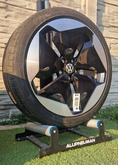 5x112 Volkswagen R20 ID3 +☀️ letní pneu ZÁNOVNÍ STAV - 12
