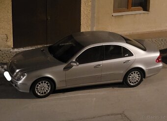 Mercedes E W211 rok 2003 - 12