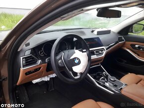 BMW 318d Luxury line - 12