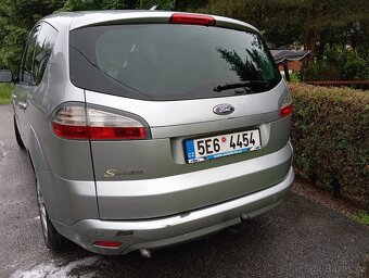 S-MAX - 12