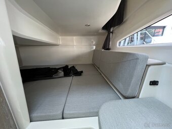 QUICKSILVER Activ 805 WEEKEND + MERCURY F 225 V6 EFI EXLPT D - 12