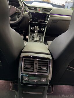 Škoda Superb 2.0tsi 140kw sportline - 12
