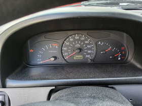 Kia Rio 2003 1,5 16V 72kW JEZDI dily z auta - 12