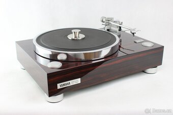 Gramofón YAMAHA GT-750 - 12