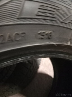 225/45R17 ZIMNÍ PNEUMATIKY GOODYEAR RUNFLAT - 12