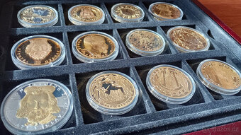 Historie Česka – luxusní sada 12 medailí - 12