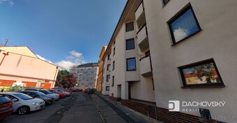 Pronájem bytu 1+1 44 m² - 12