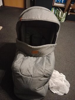 Kočárek Kunert - 12