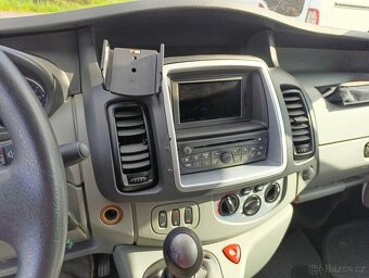 Renault Trafic 2.0 DCi long navigace klima TZ DPH - 12