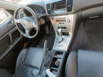 Subaru Legacy 3.0r - 12