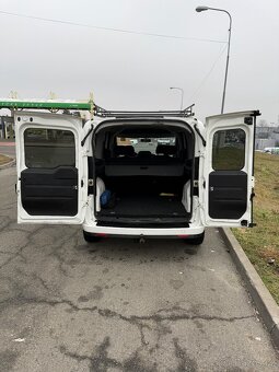 Fiat Doblo 1,6 5míst - 12