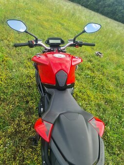 Mv agusta brutale 800 - 12