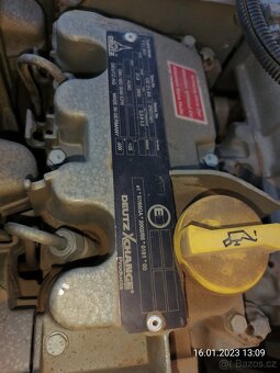 Vibrační válec Stavostroj STA VH250, motor Deutz olejem chla - 12