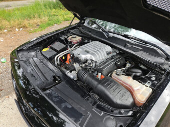 Dodge Challenger SRT Hellcat 6.2l - NEHAVAROVANÉ - 12