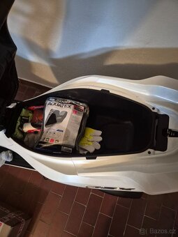 Skutr Honda PCX 125 - 12