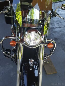 Kawasaki VN 2000 - 12