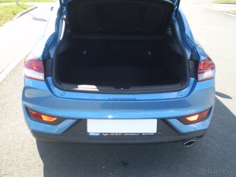 Hyundai i30 1,0 T-GDI 120 Club Fastback - 12