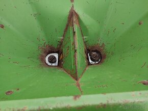 Rozmetadlo průmyslových Hnojiv Amazone - 12