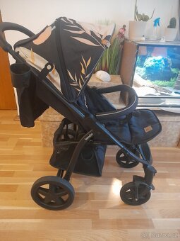 Sportovní kočárek Lionelo - 12